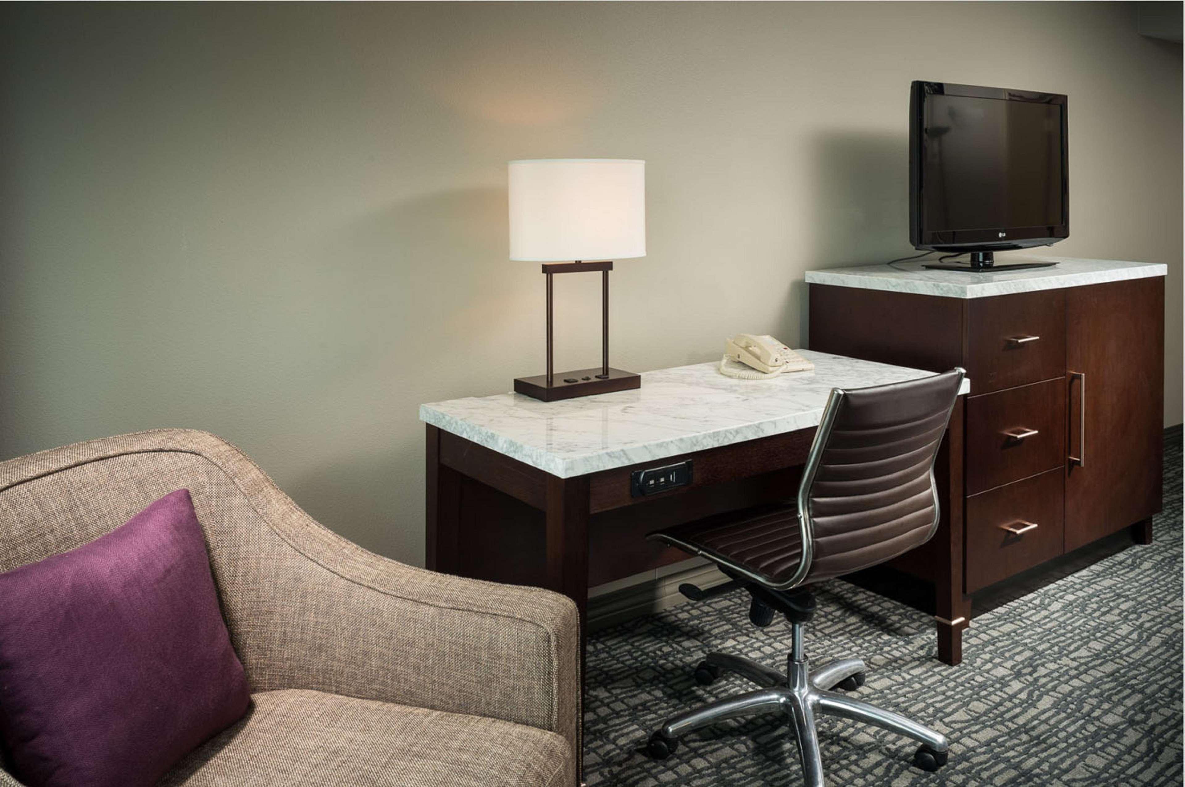 Hilton Cocoa Oceanfront Hotel