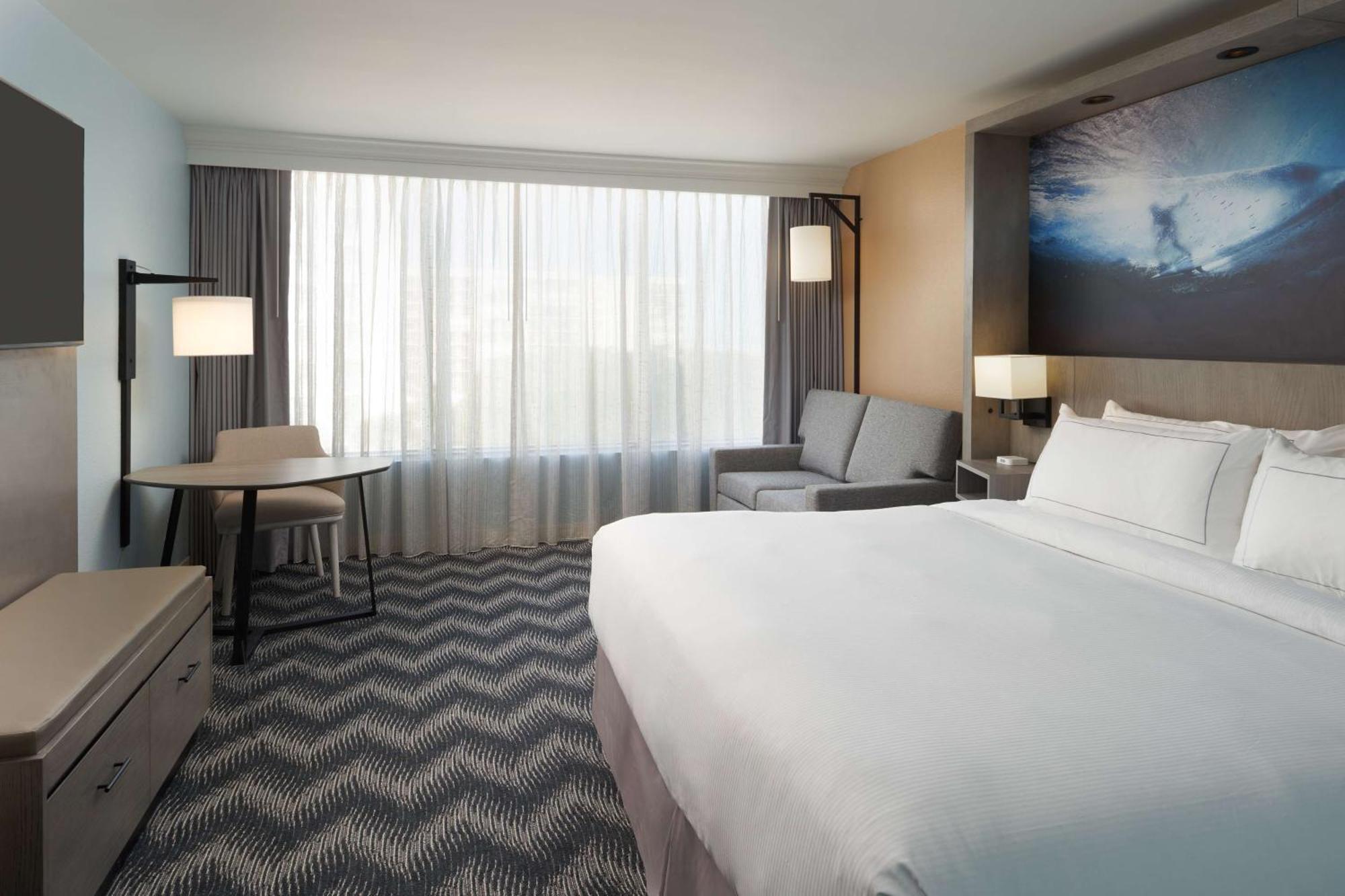 Hilton Cocoa Oceanfront 4*